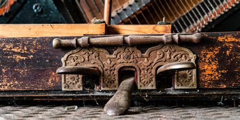 Piano Pedals: Fully Explained .